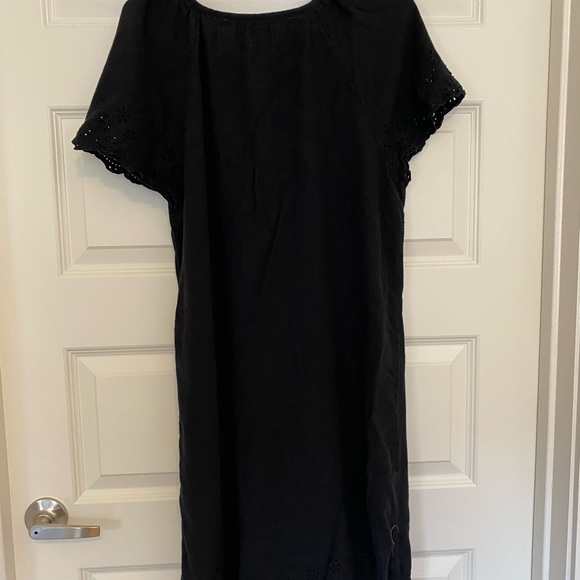 Dress - Picture 2 of 6